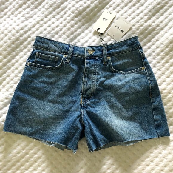 Forever 21 High Rise Mom Short - Size 26 - Picture 1 of 3